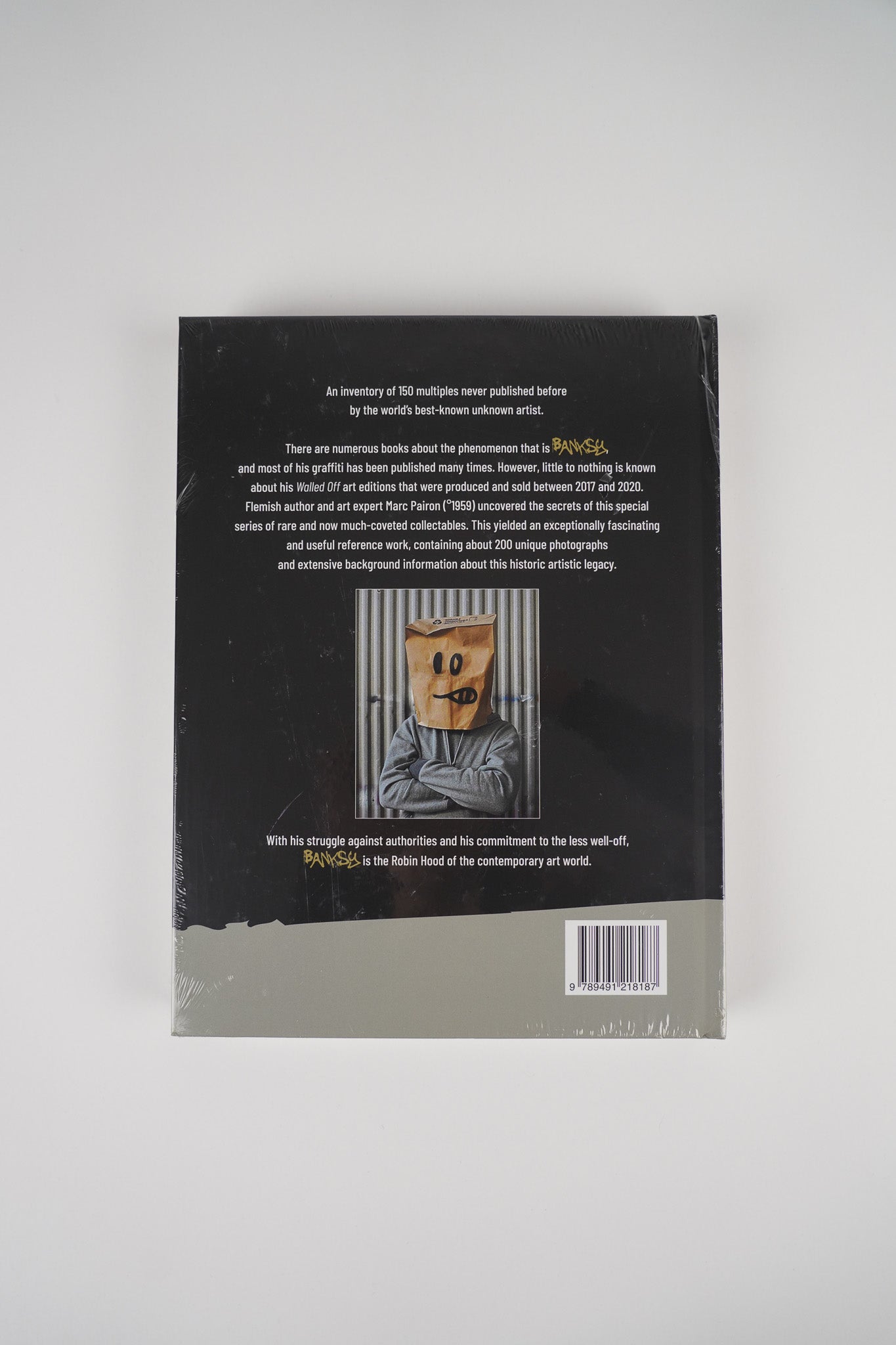 Back cover of the book "Banksy: The Walled Off Art Editions Are Sold Out" by Marc Pairon, featuring summary text and publisher details.